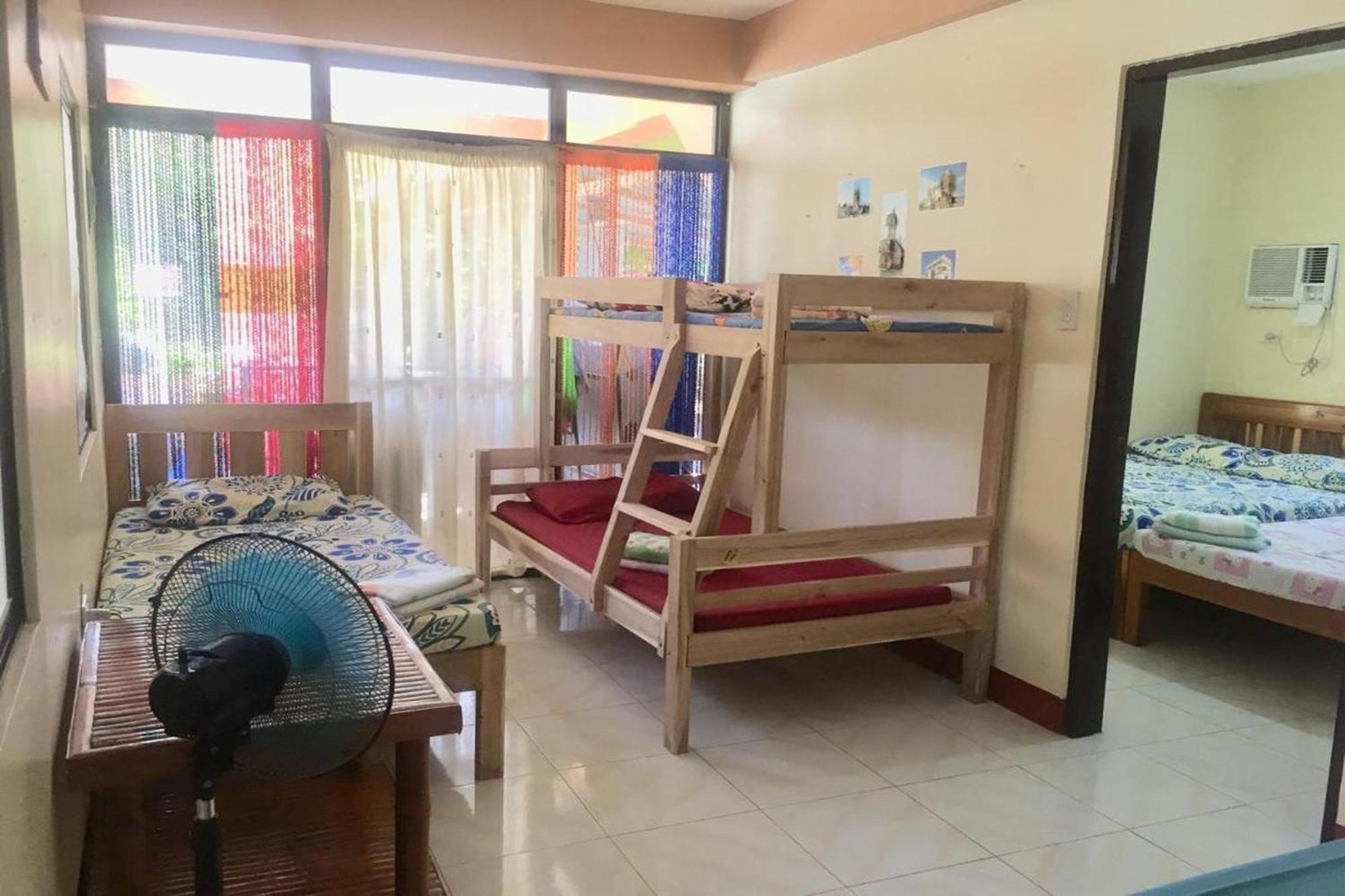 Larosa Hostel פורטו פרינססה מראה חיצוני תמונה